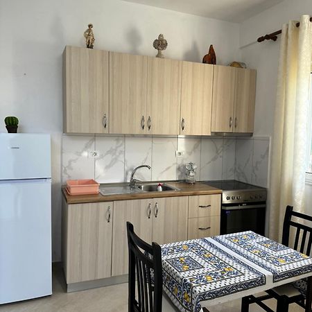 Holiday Apartments Дуррес Екстер'єр фото